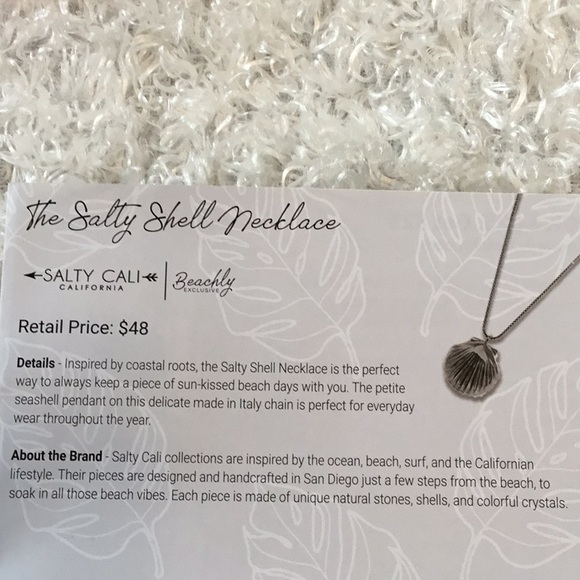 The Salty Shell Necklace - Picture 4 of 4